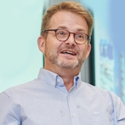 Markus Keiper  - Faculty Director