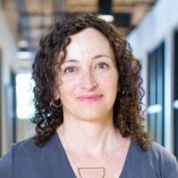 Laura Smart Richman  - Faculty Director